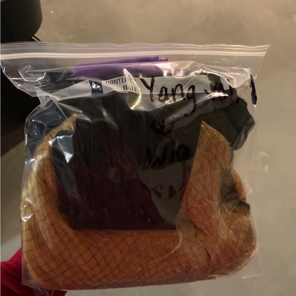 RWBY Yang Vol 1 Cosplay - Picture 4 of 4